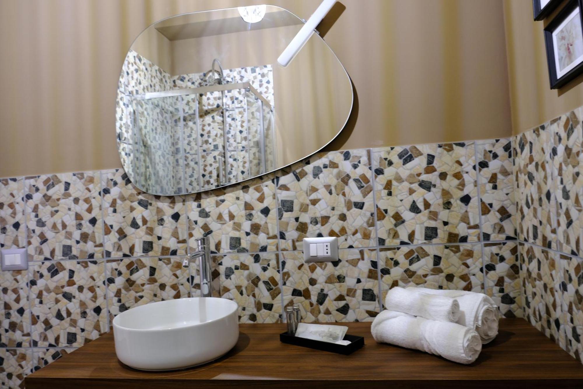 Matteotti Rooms มาเตรา ภายนอก รูปภาพ