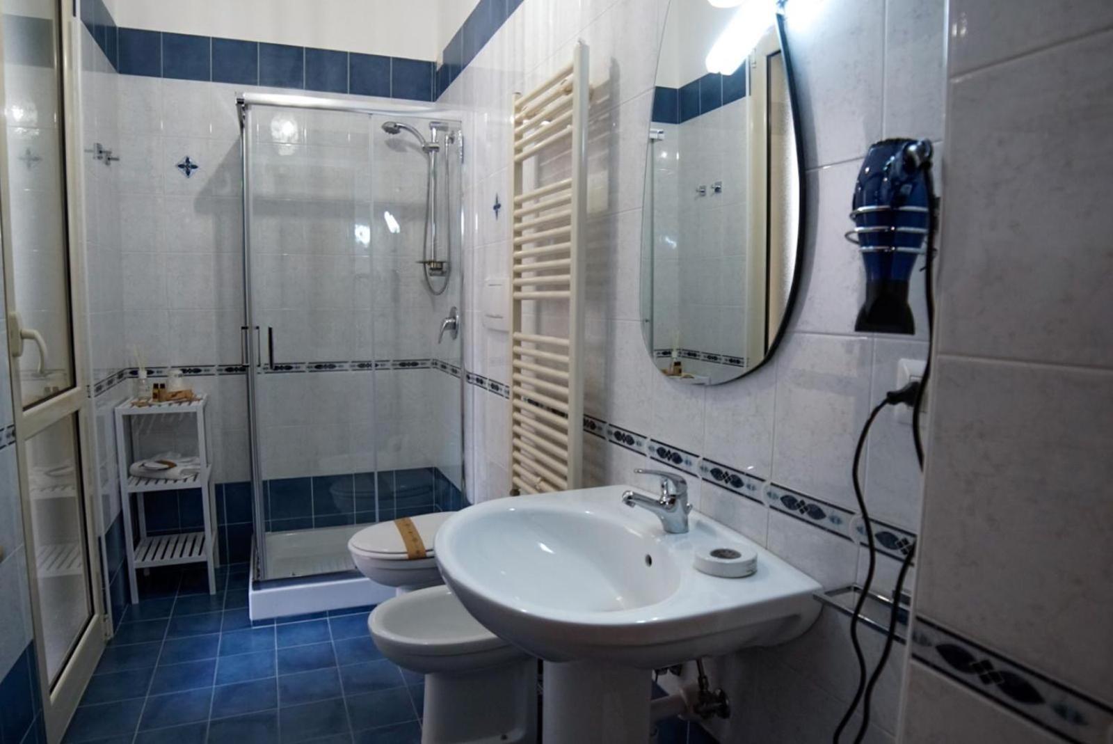 Matteotti Rooms มาเตรา ภายนอก รูปภาพ