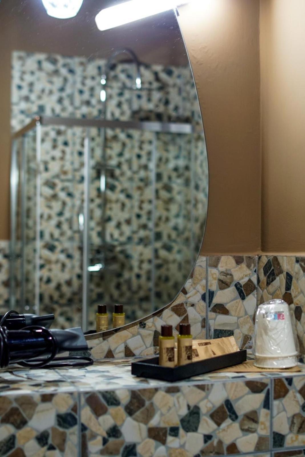 Matteotti Rooms มาเตรา ภายนอก รูปภาพ